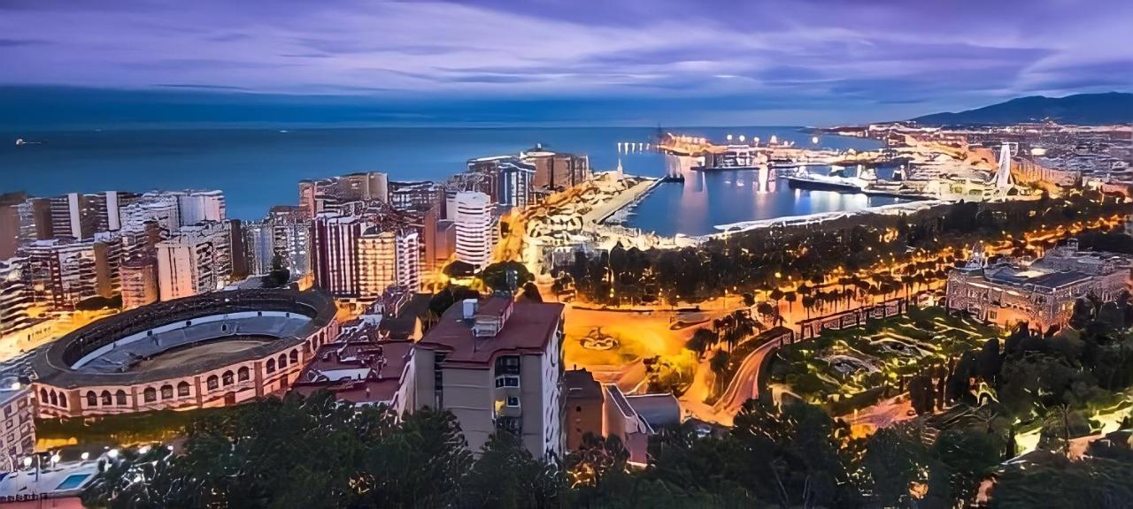 Teatro Suites Málaga PLAYA Exterior foto
